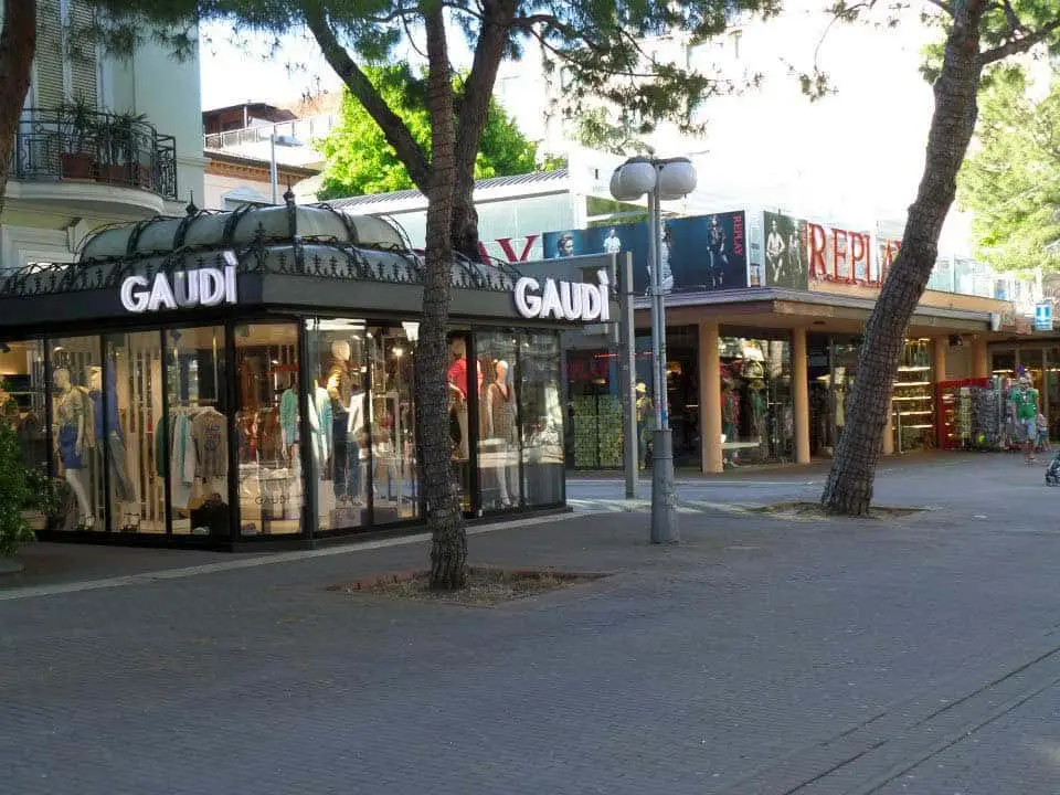 Viale Ceccarini