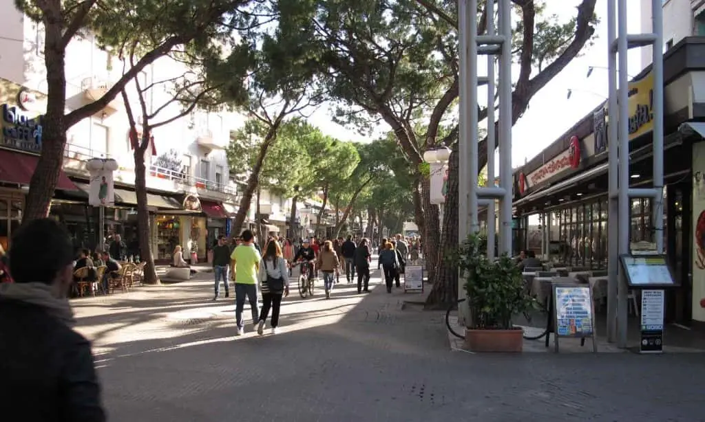 Viale Ceccarini
