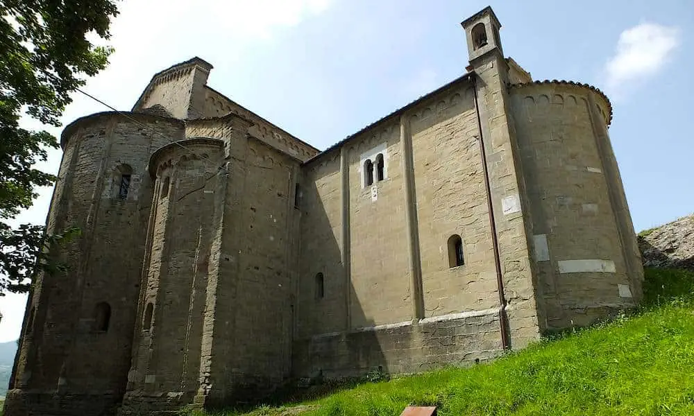 Duomo Romanico San Leone