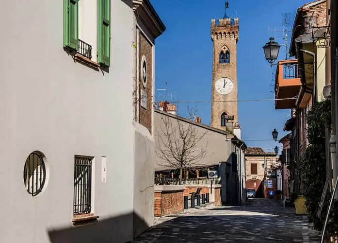 Torre campanaria