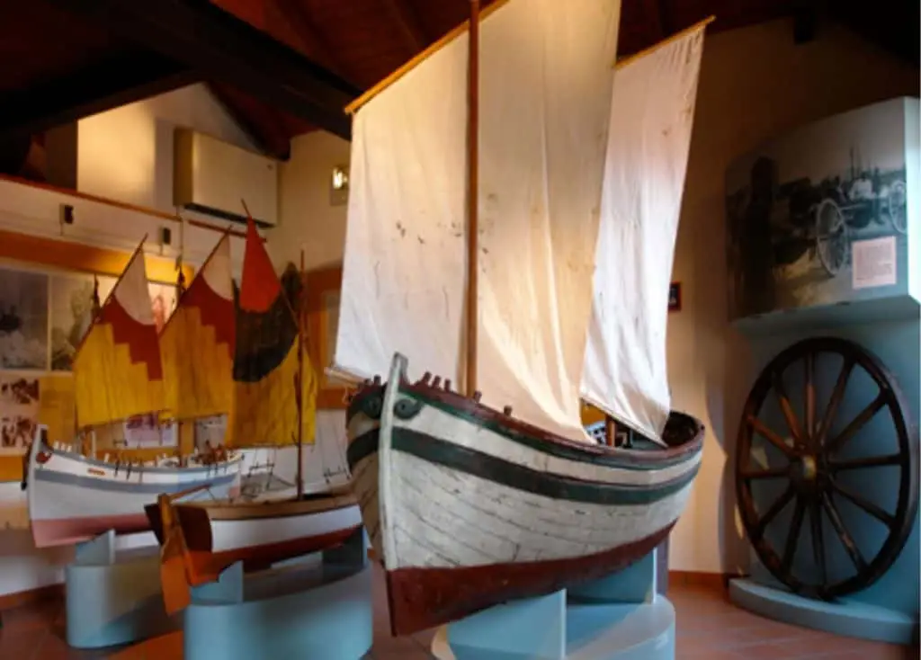 Antiche imbarcazioni al Museo  di Cattolica