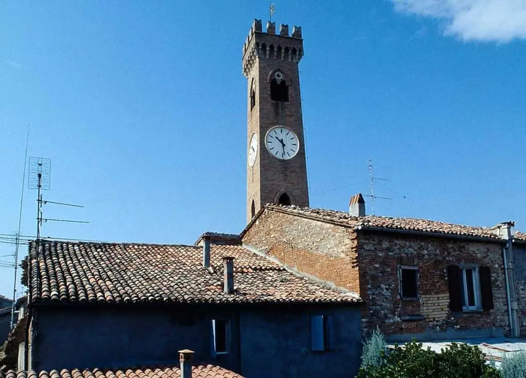 Torre campanaria