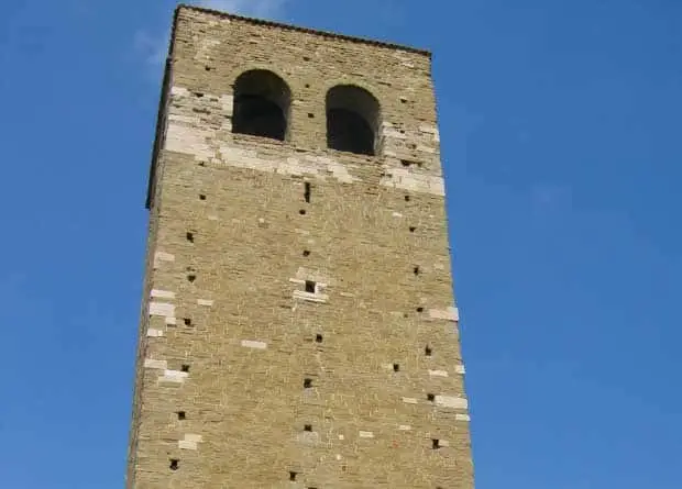 Torre civica (Torre campanaria)