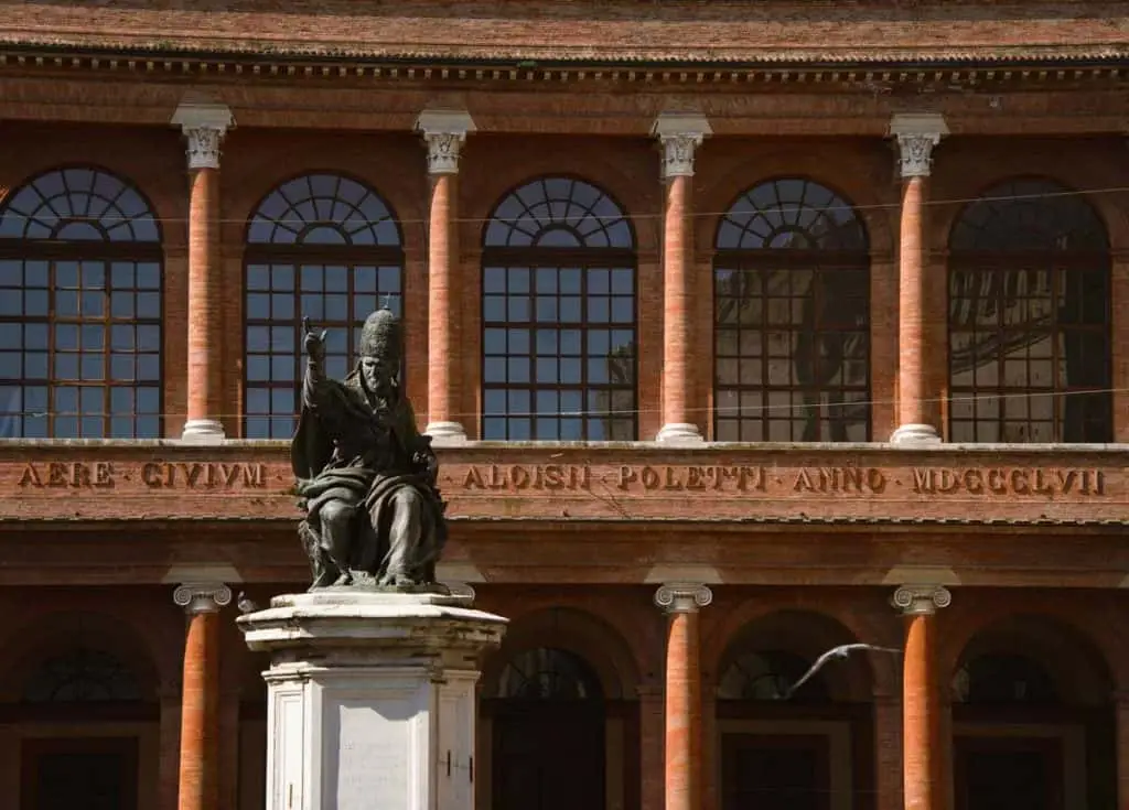 Piazza Cavour
