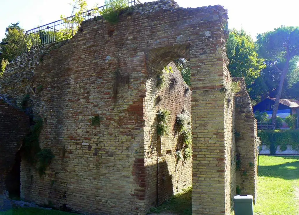 Anfiteatro romano