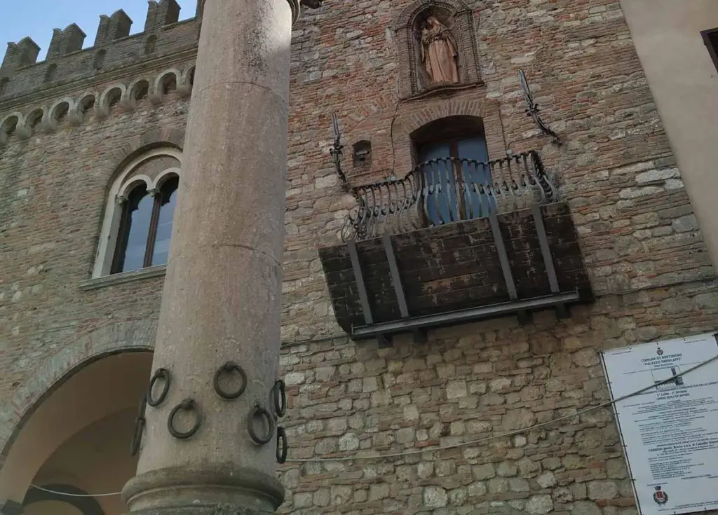 La Colonna delle Anella